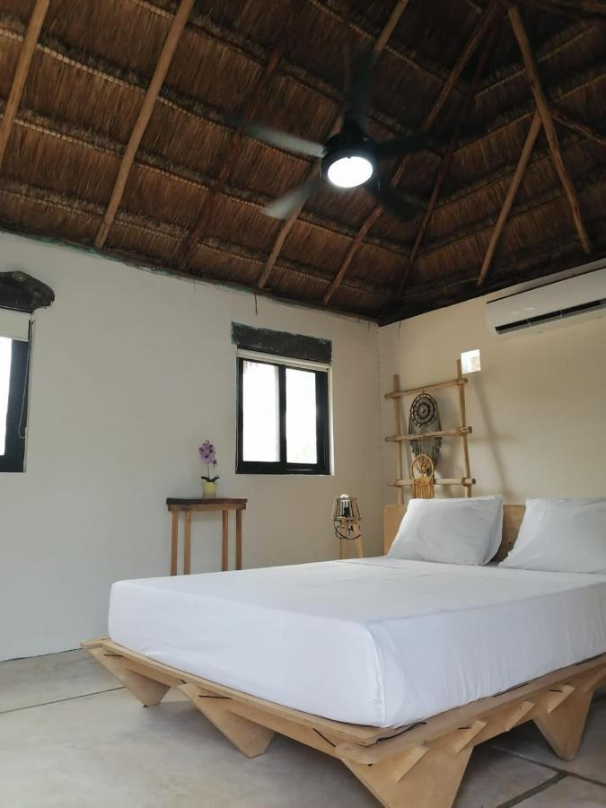Oostel Smart Hostel - Tulum Playa Exterior photo
